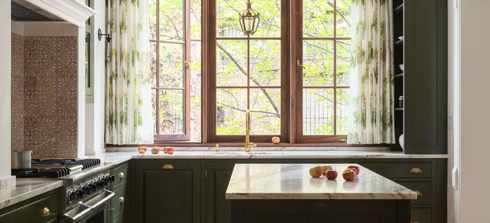  Army Camp Coloured Kitchen with Classic Brown Wood Windows Designed by Plain English