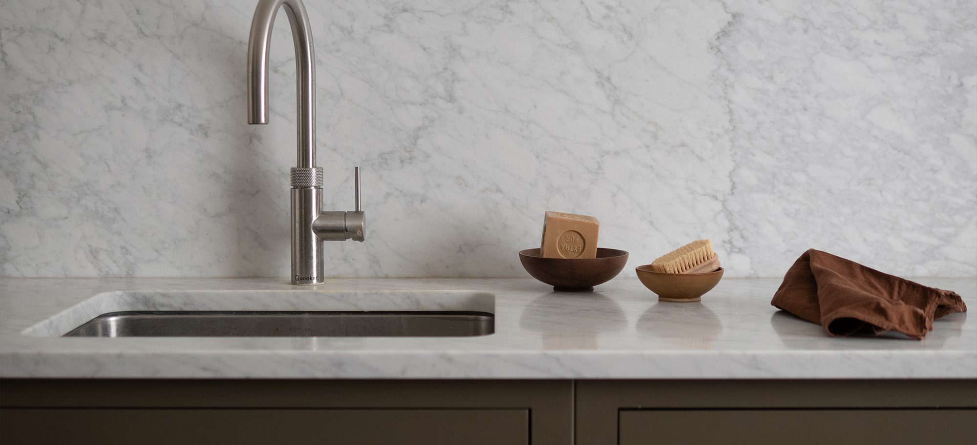 bathroom custom cabinets 